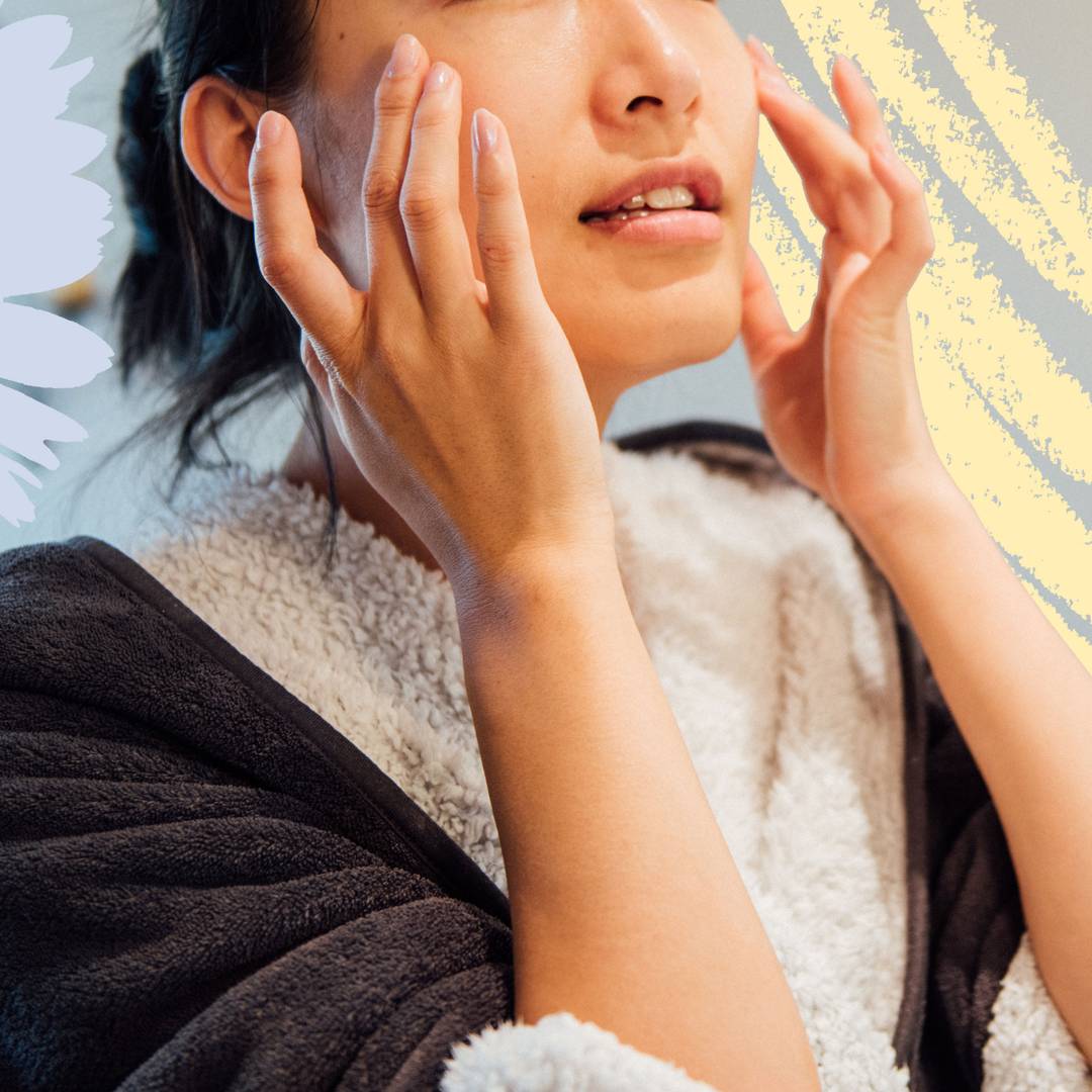 Image: Jamsu is the quirky Korean beauty trend that transforms oily skin and ensures your makeup lasts all day