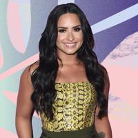 Demi Lovato Unfollows Selena Gomez And Nick Jonas Glamour Uk demi lovato unfollows selena gomez and