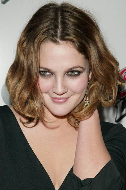 Drew Barrymore S Hair Short Balayage And Her Natural Hair Colour