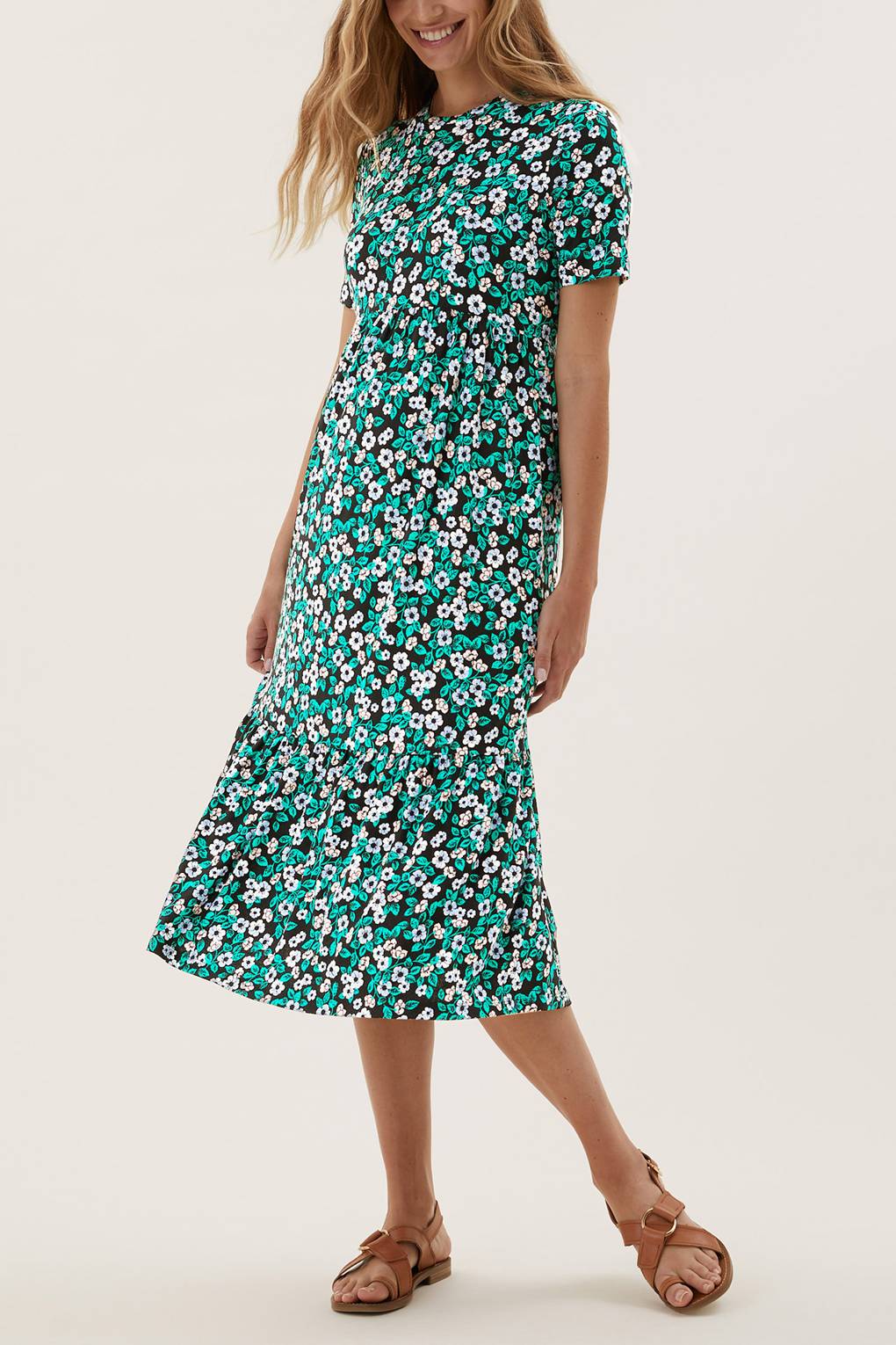 Best Maternity Clothes & Maternity Brands To Wear Throughout Your