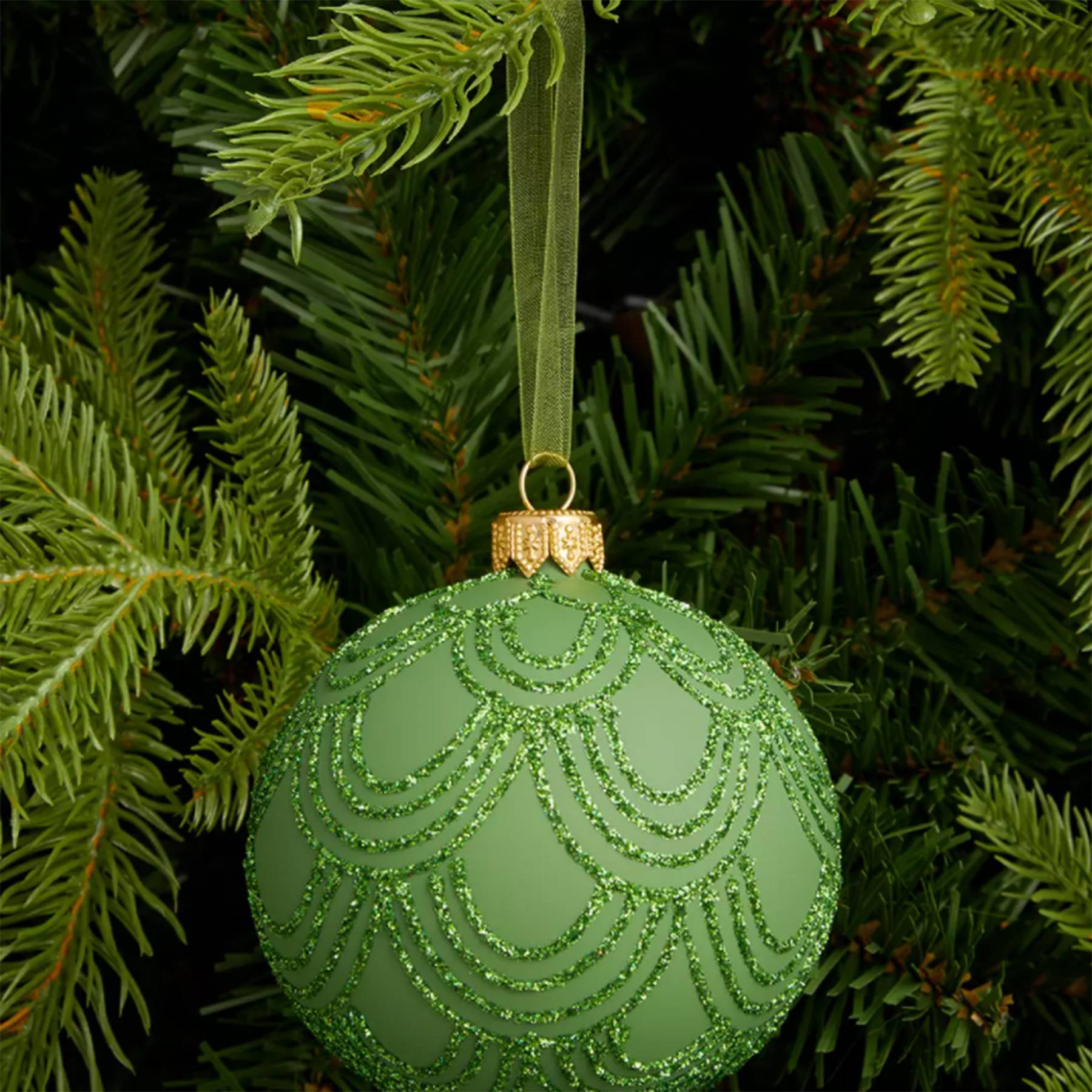 37 Best Christmas Decorations & Christmas Decoration Ideas | Glamour UK