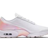 nike ladies white trainers uk