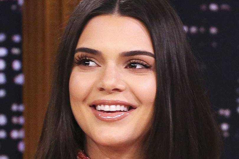 Kendall Jenner Look Book Beauty Make Up | Glamour UK