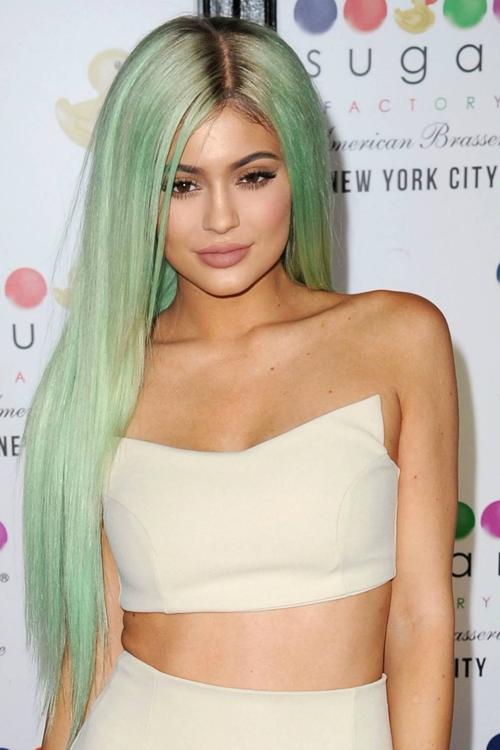 Kylie Jenner Green Hair Colour Pictures Glamour UK