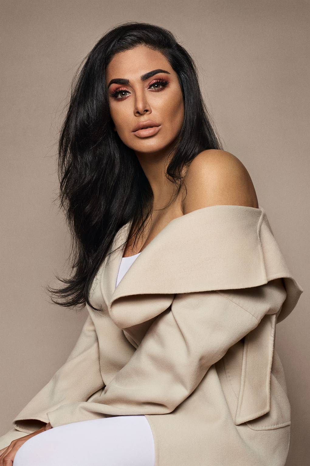 Huda Kattan Glamour Spring Issue Interview Glamour Uk 