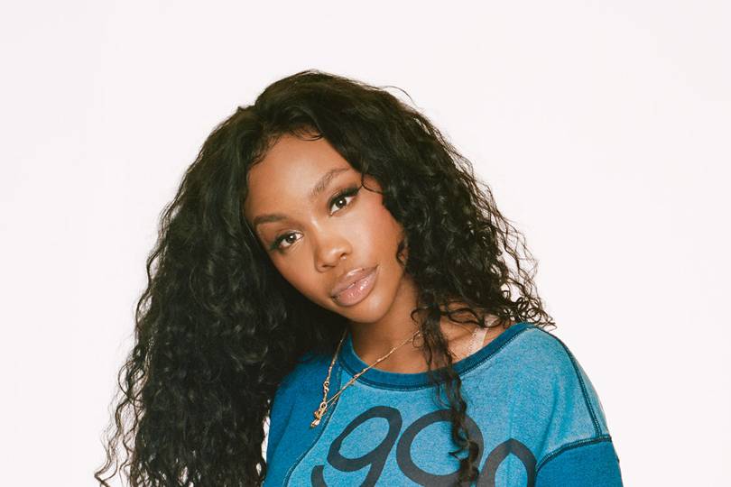 SZA talks GRAMMYs, beauty & GAP campaign. | Glamour UK