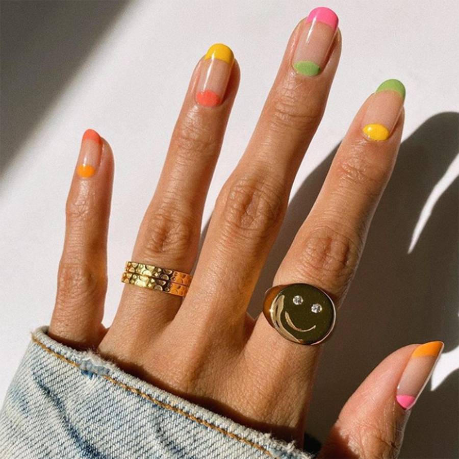 Oval Shape Nails Are A Classic Here s 4 Ways To Style Them Glamour UK