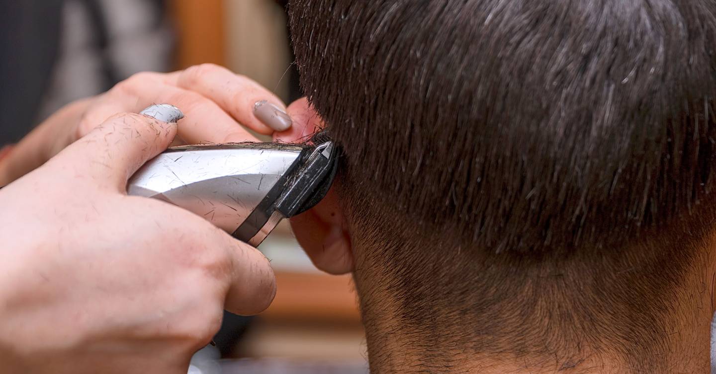 how to use clippers on your hair